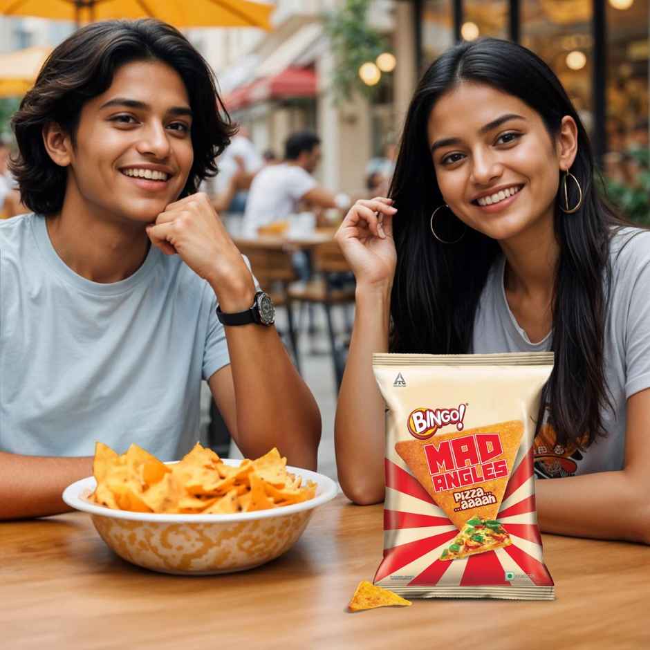 Bingo! Mad Angles Pizza Crisps, Crispy & Flavourful